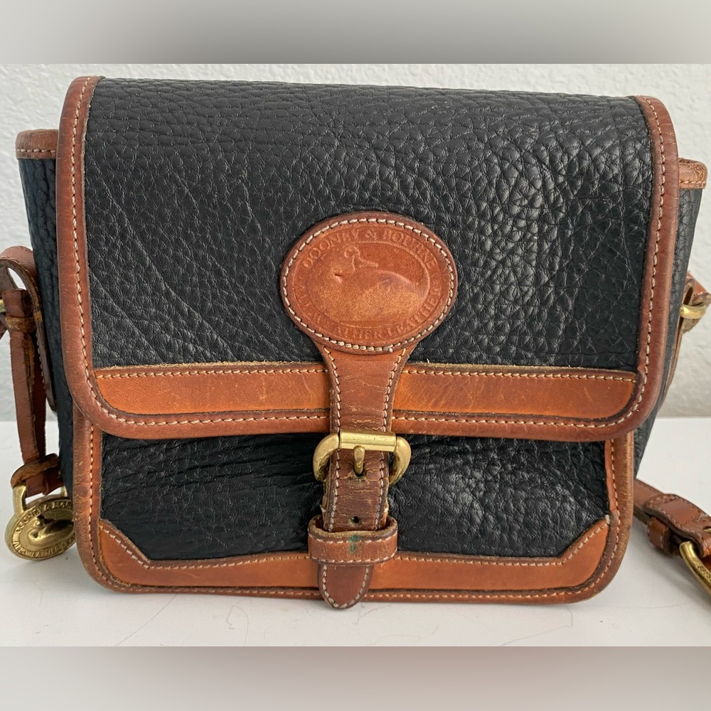 Dooney & Bourke Vintage all weather leather black/brown crossbody Bag purse